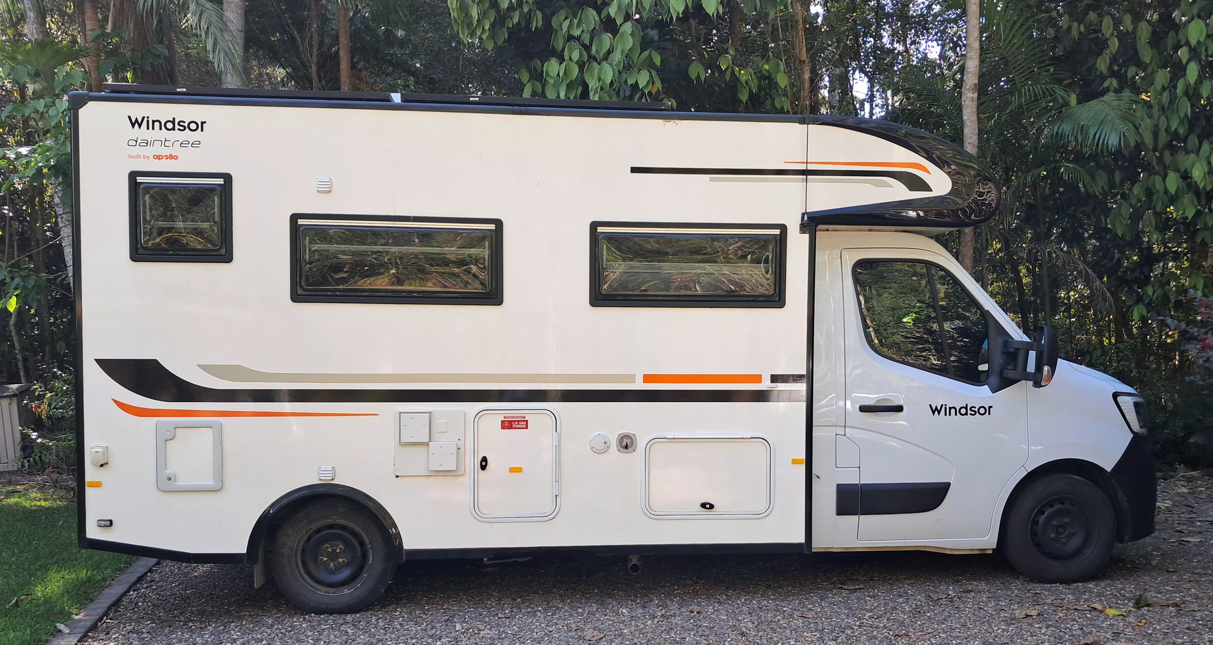 2021 RENAULT MASTER